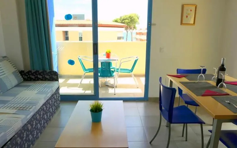 1 Bedroom Quadruple Apartment with balcony