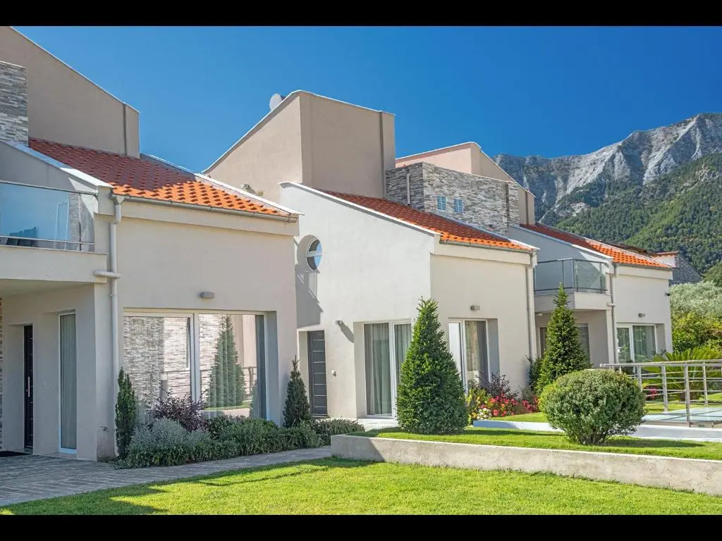 Superior Villa