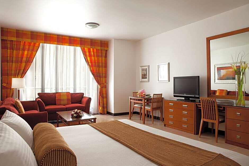 Golden Sands Hotel Apartments