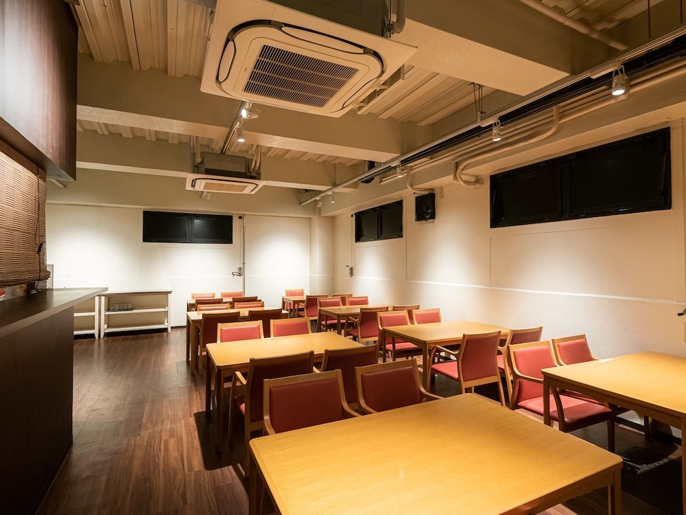 Oyo 44746 Plaza in Namba Minami 사진 20