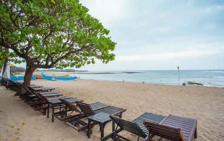 Beach & Waterfront
