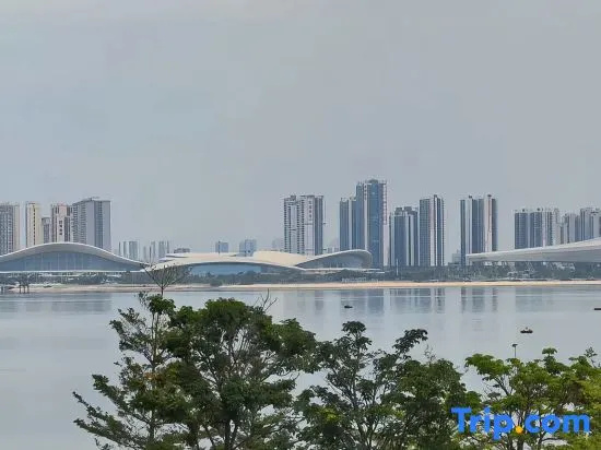 HaiGe Apartment (Zhanjiang Wanda Rongsheng Plaza)