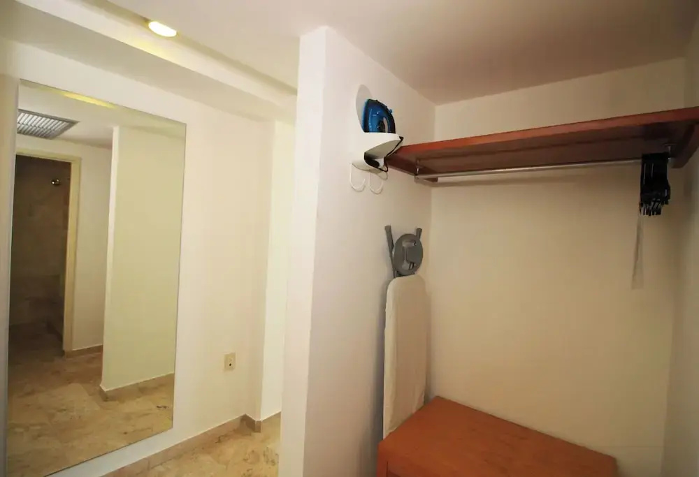 Standard Quadruple room with sea view