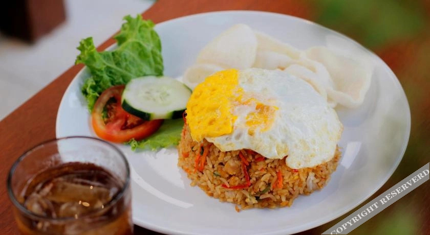 Food & Beverage