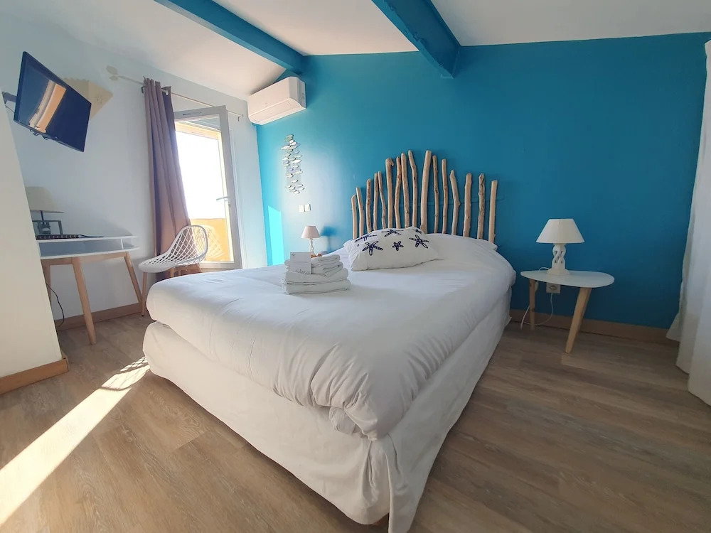 Hôtel Les Calanques by null