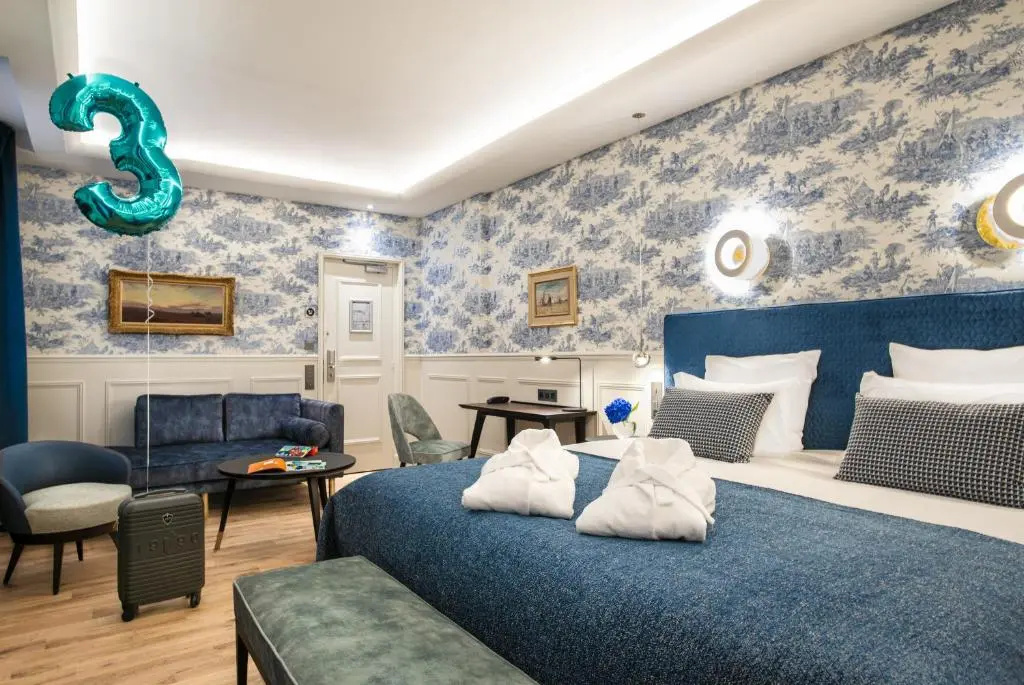 Hotel Cambon 71