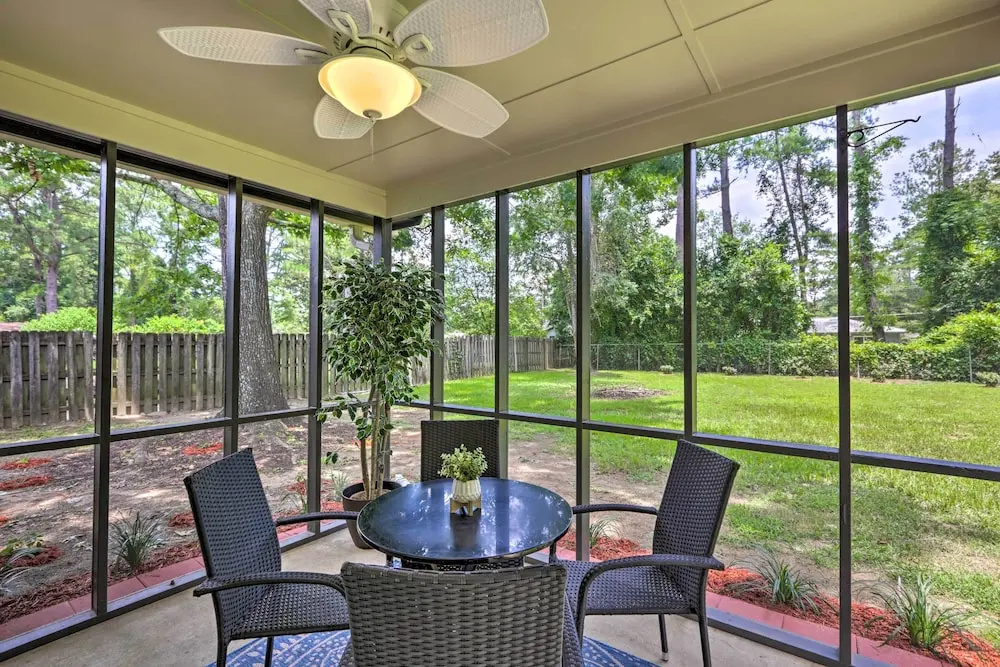 ~ 8 Mi to Fsu: Bright Tallahassee Retreat!