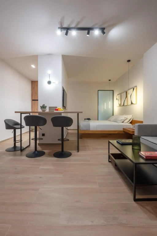 Apartment with balcony