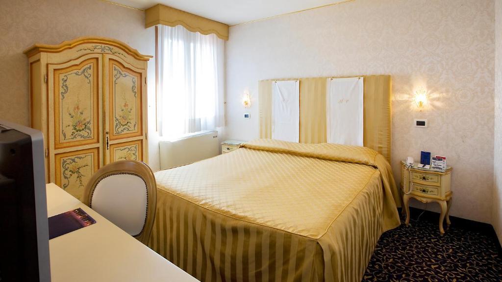 Двухместный номер Classic двуспальная кровать в Hotel Principe