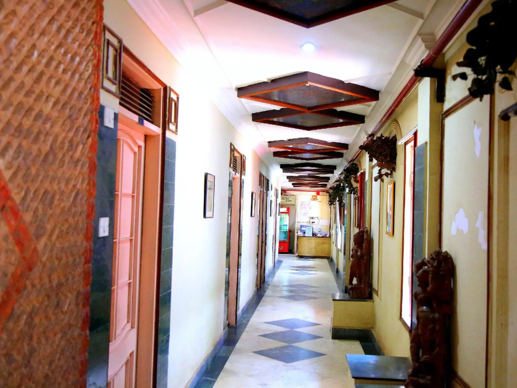 Hotel photo 8