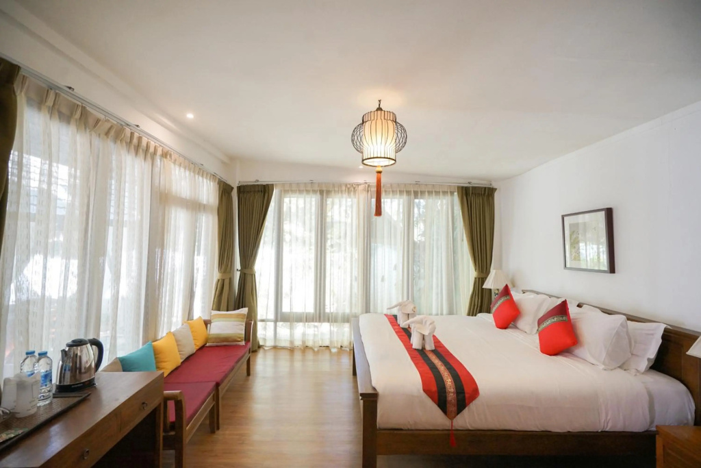 E-Outfitting Doikham Resort — 2
