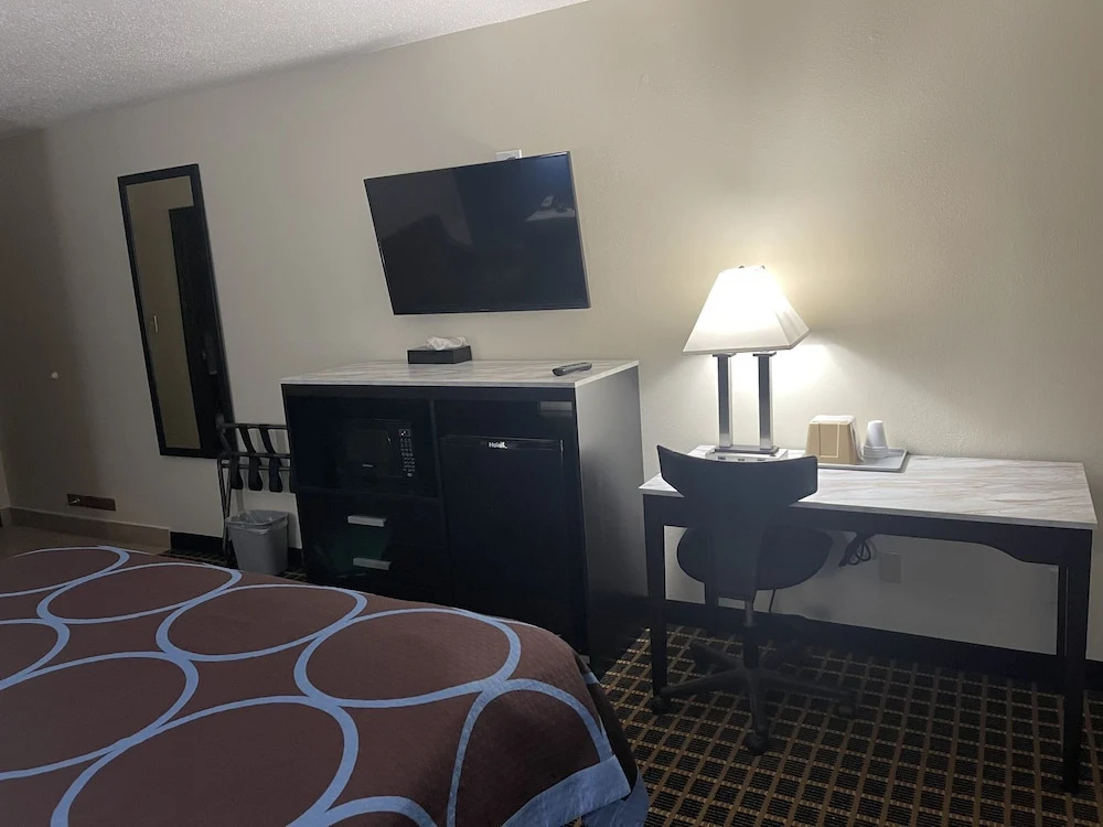 Double Suite (full double bed)