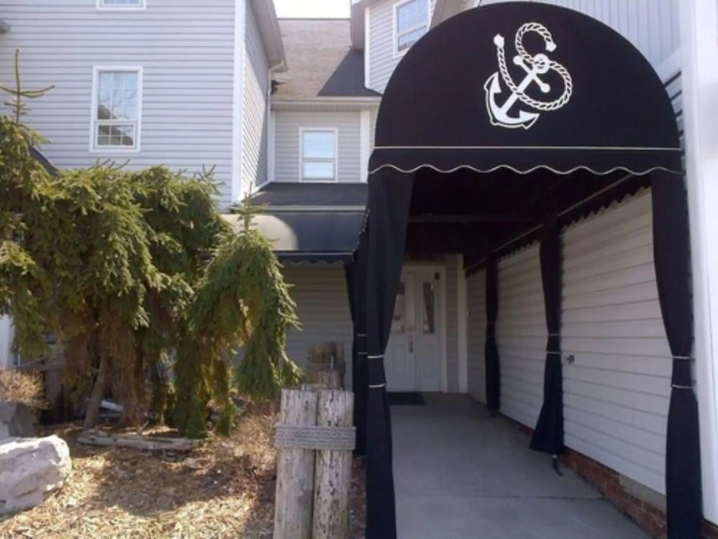 Seacliffe Inn