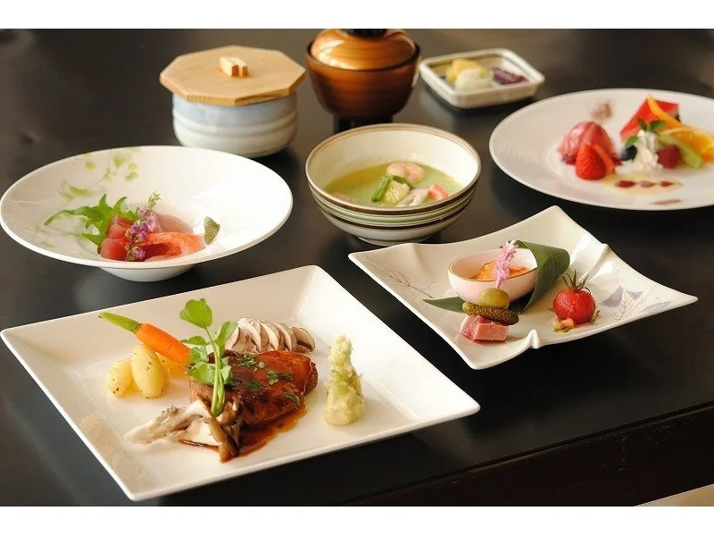 Food & Beverage