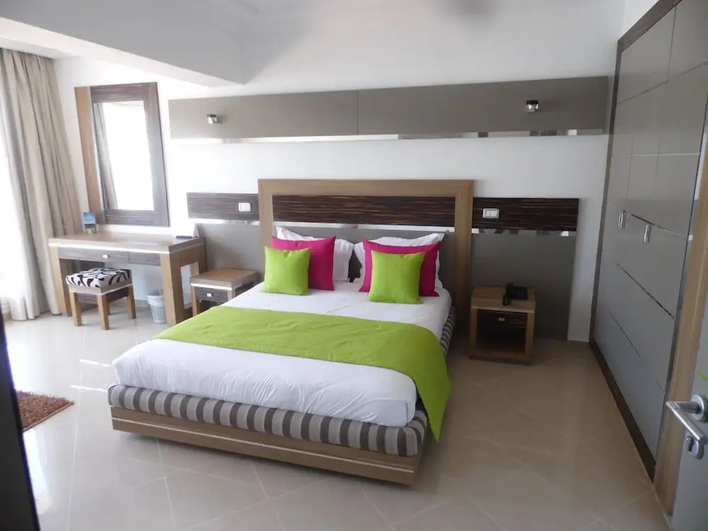 Suite with balcony