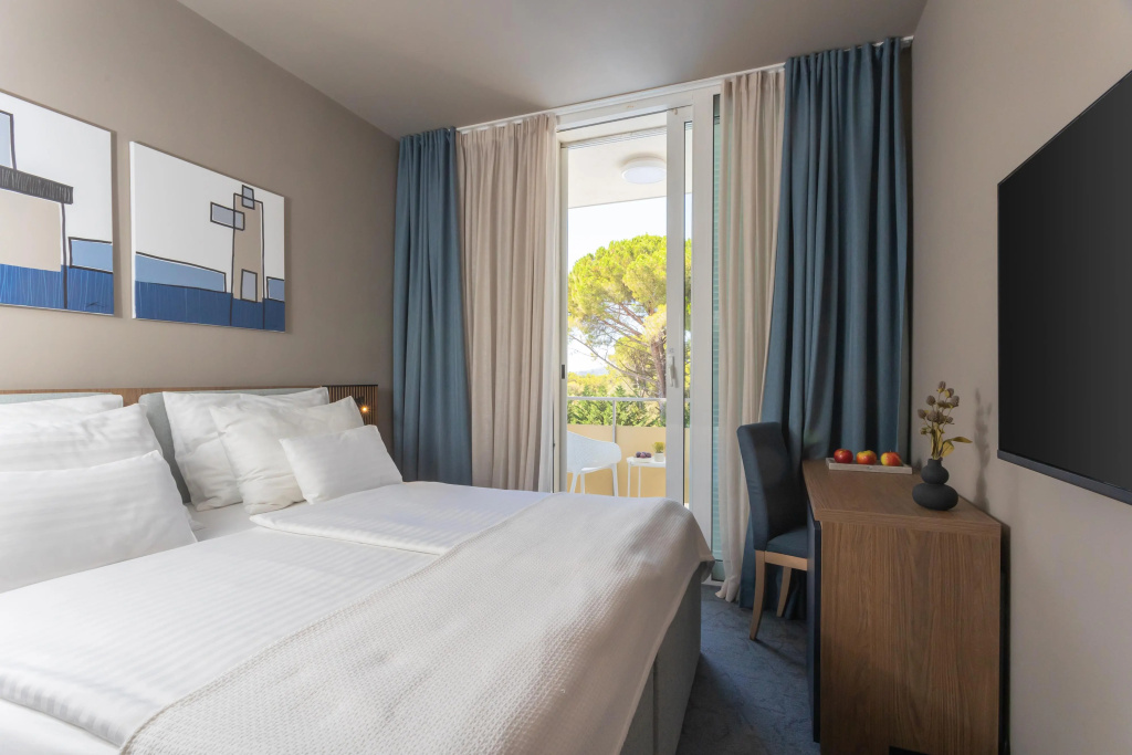 Family Hotel Adria — 4