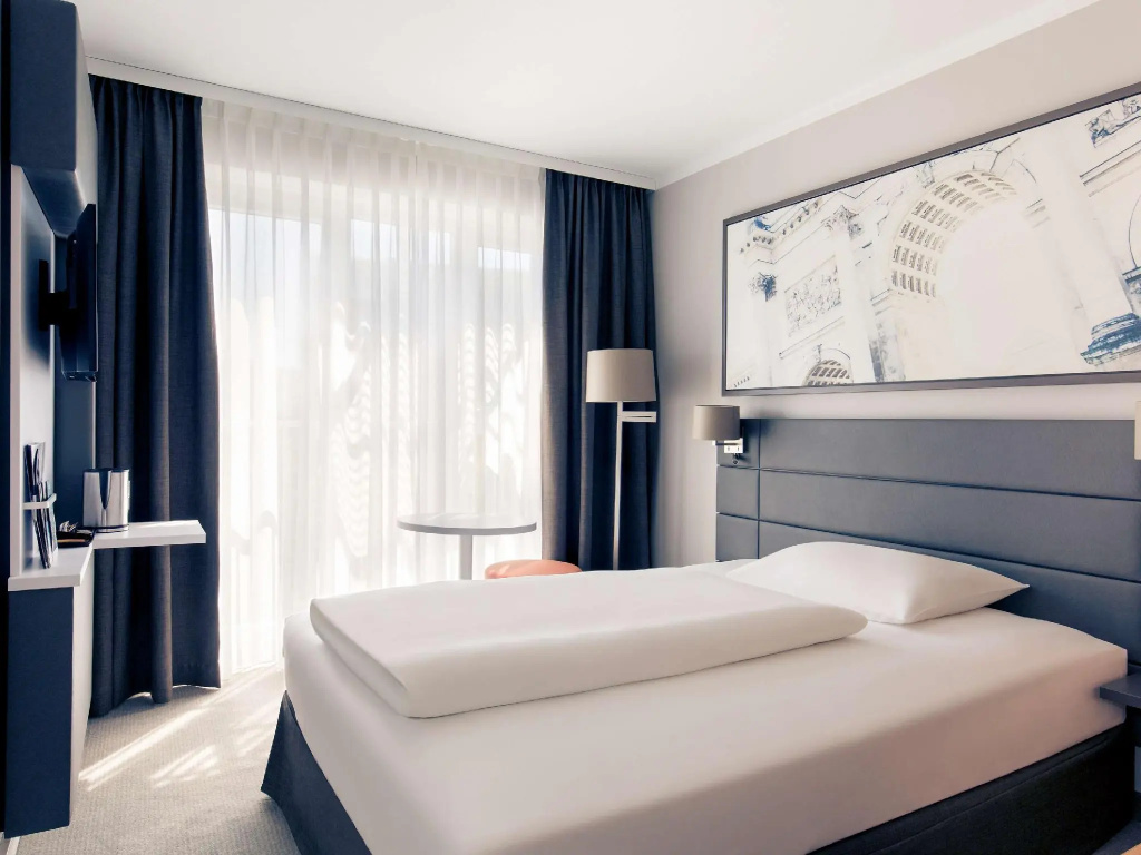 Standard Double room (full double bed)