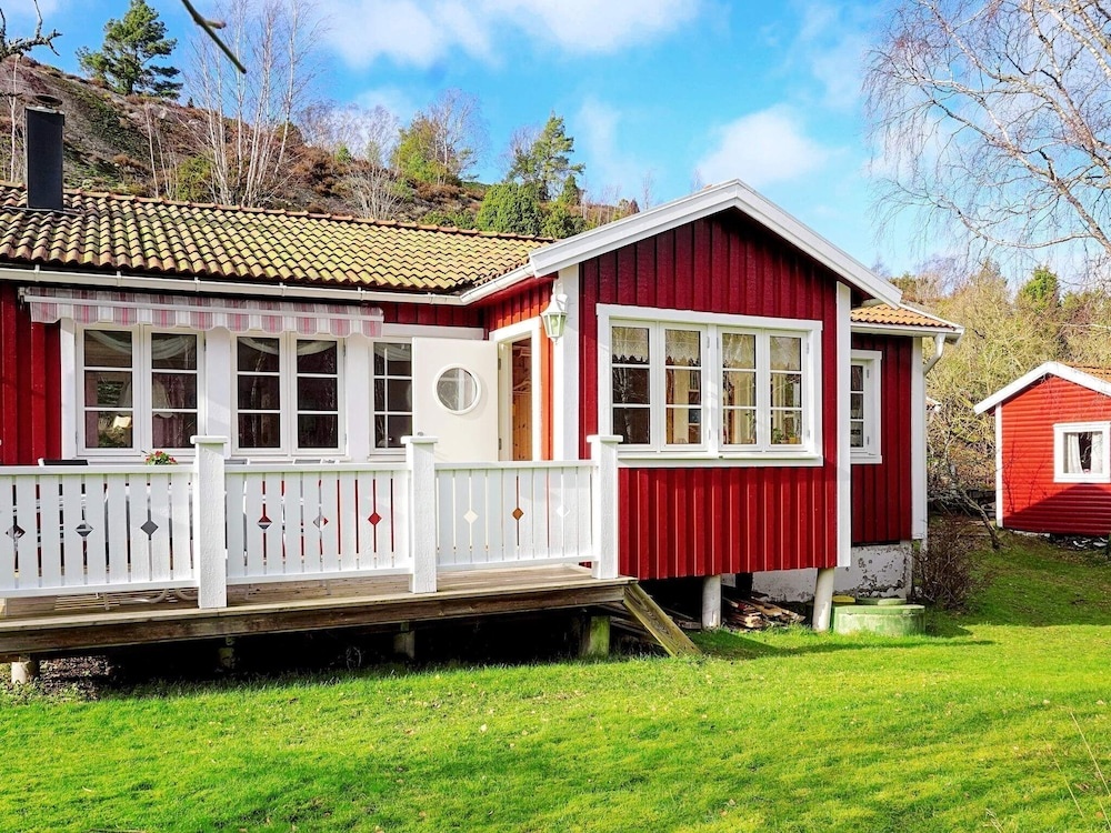 5 Person Holiday Home in Nösund