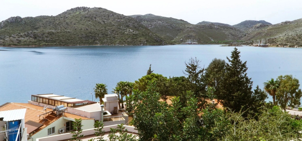 Lemon Garden Boutique Hotel