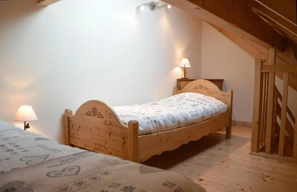 Standard Double room with balcony (full double bed)