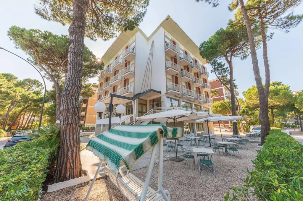 Hotel photo 21