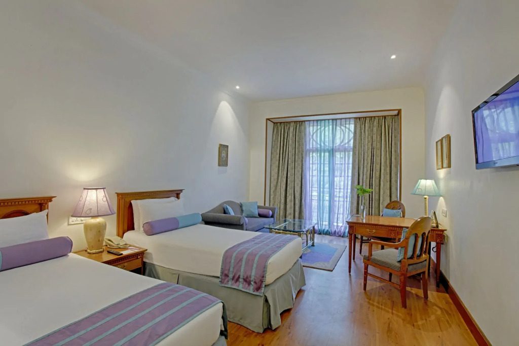 Taj Mahal Lucknow — фото 6