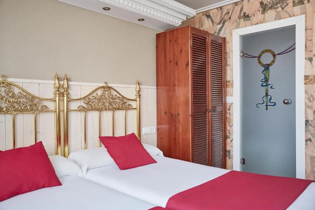 Hotel photo 20