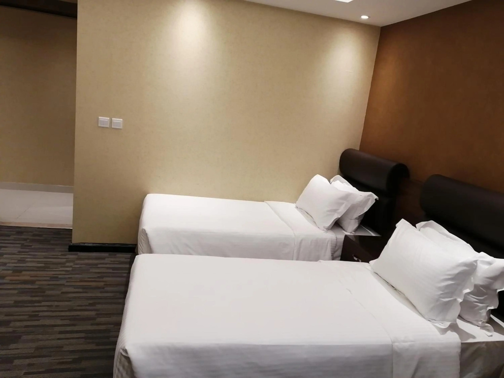 Отель Manazel Al Diafah Serviced Apartment в Эр-Рияде