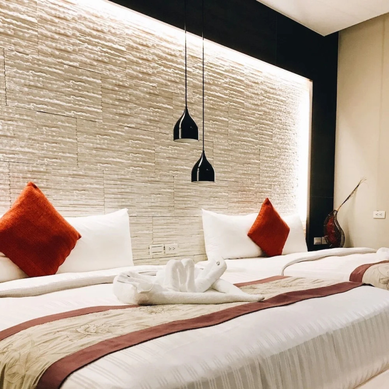 Economy room