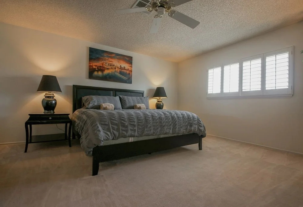 Luxurious 5BR near Las Vegas Strip