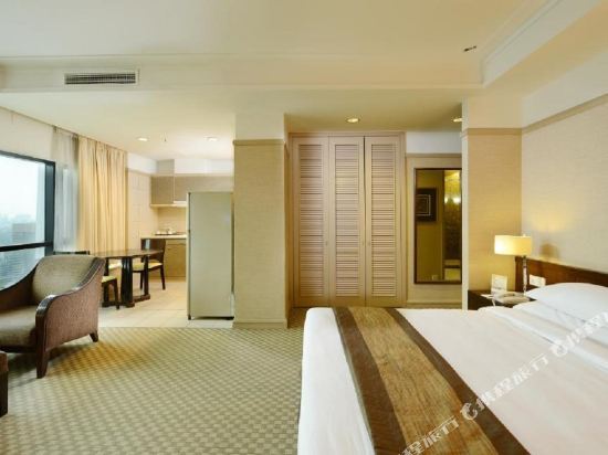 Pacific Regency Hotel Suites