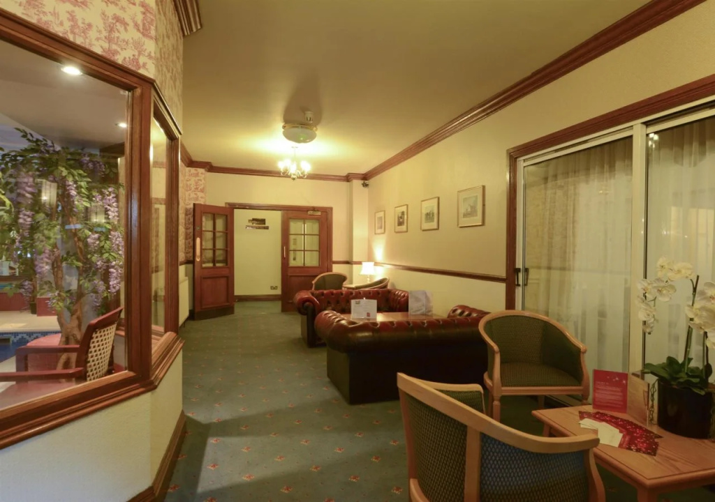 The Crown Hotel - Général