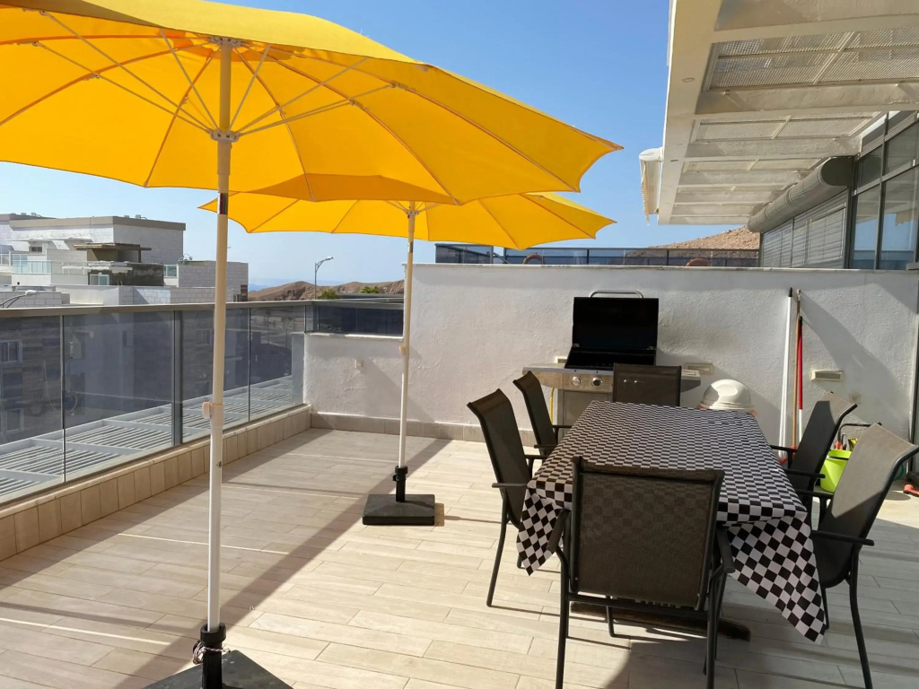 Stunning Penthouse with sea views and private heated pool