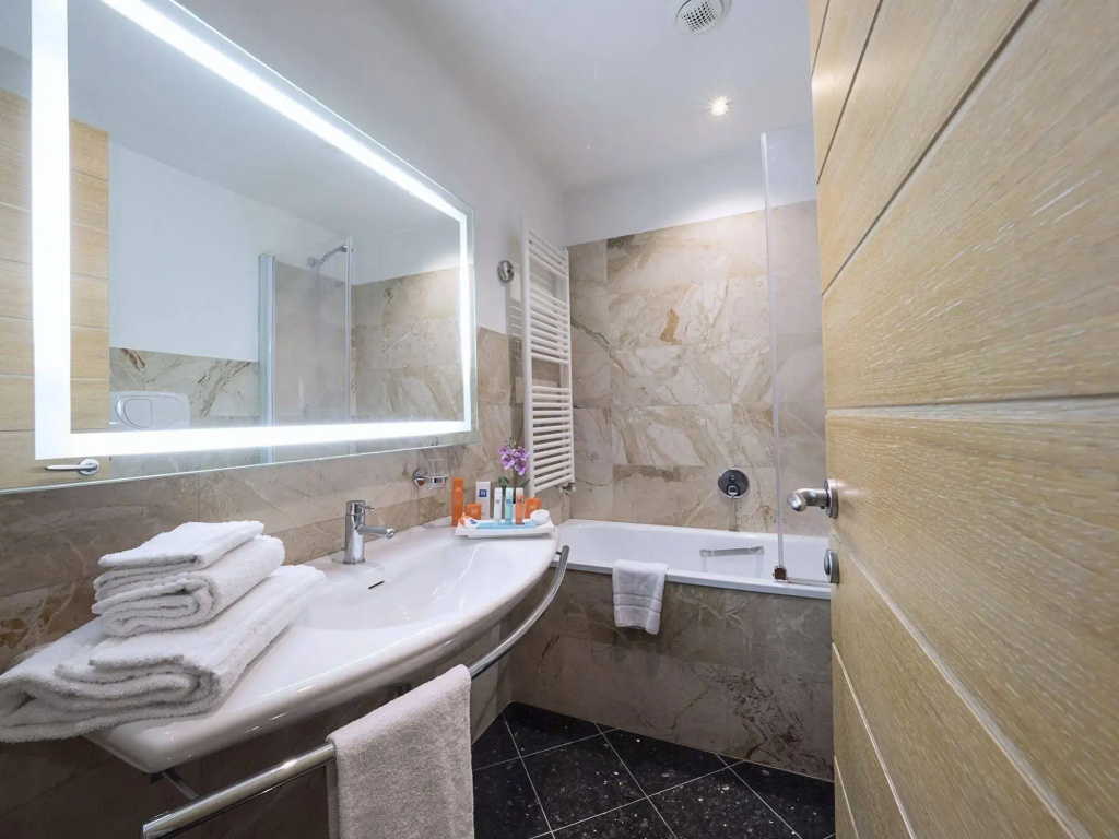 IH Hotels Firenze Business - Général