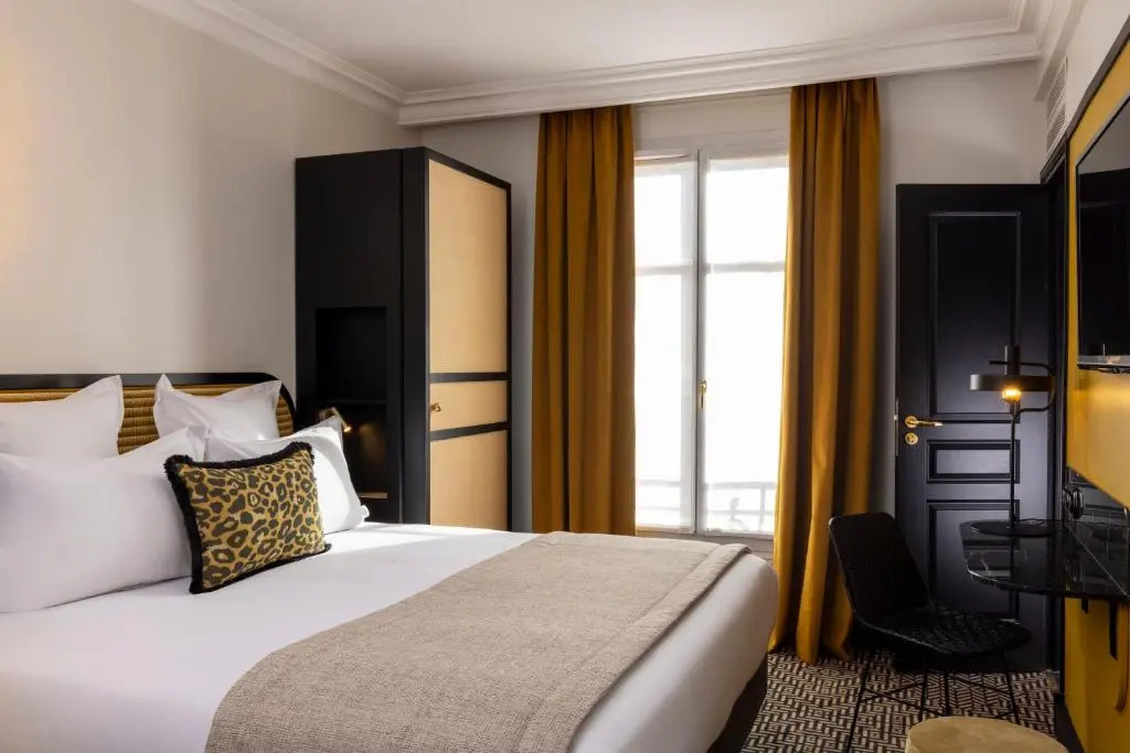 Superior Double room (full double bed)