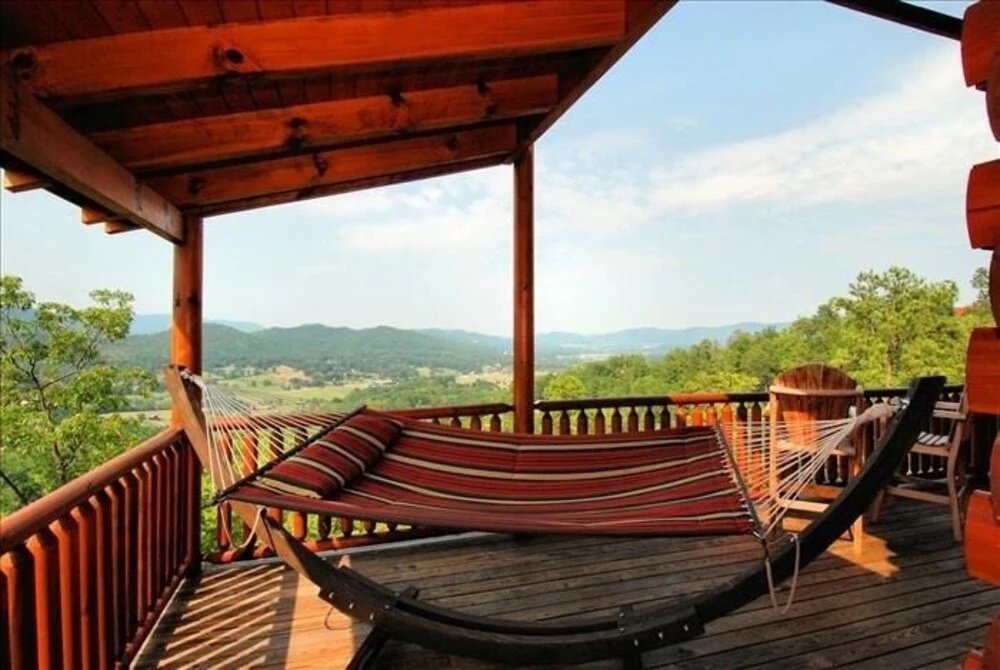 Coppertop 4 Bedrooms 5 Bathrooms Cabin