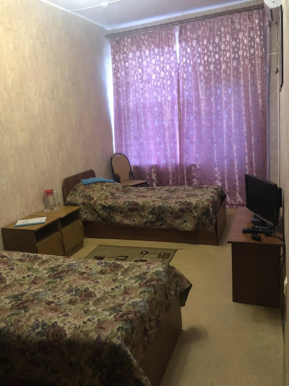 Economy room