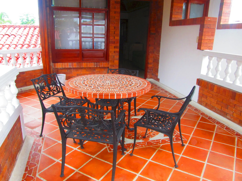 Balcony & Terrace