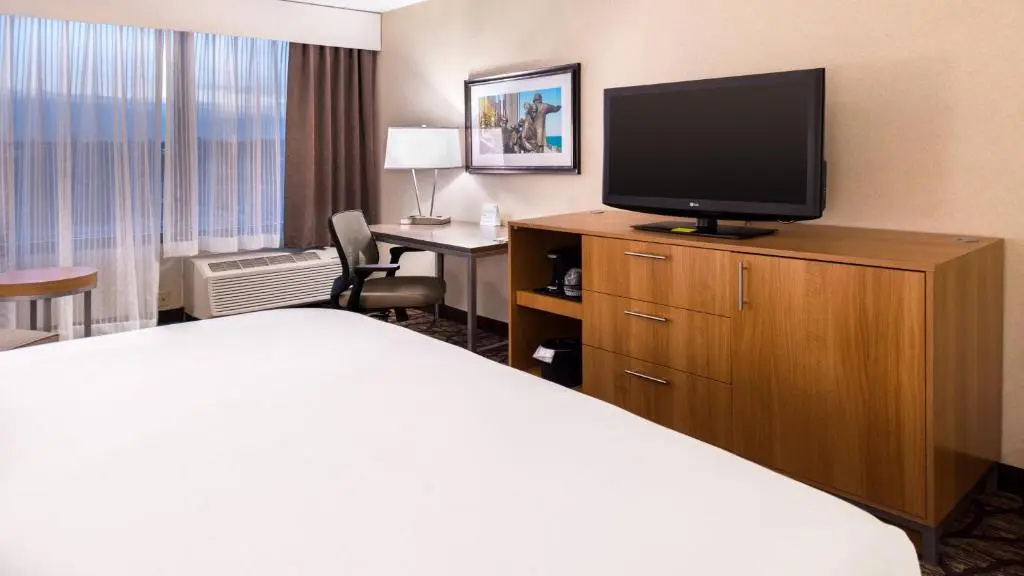 Holiday Inn Hotel & Suites Warren by IHG - Chambres