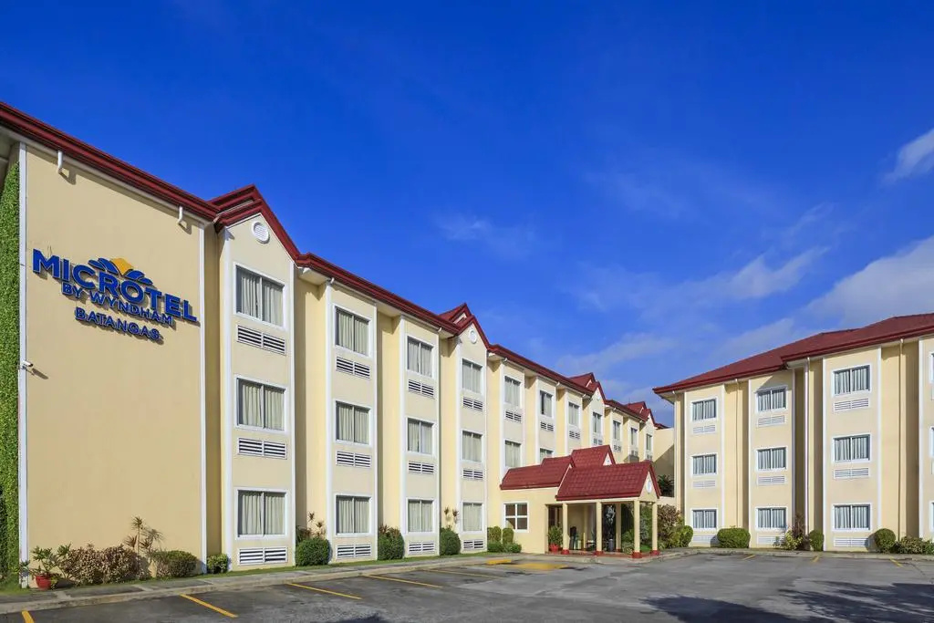 Microtel Inn And Suites Batangas