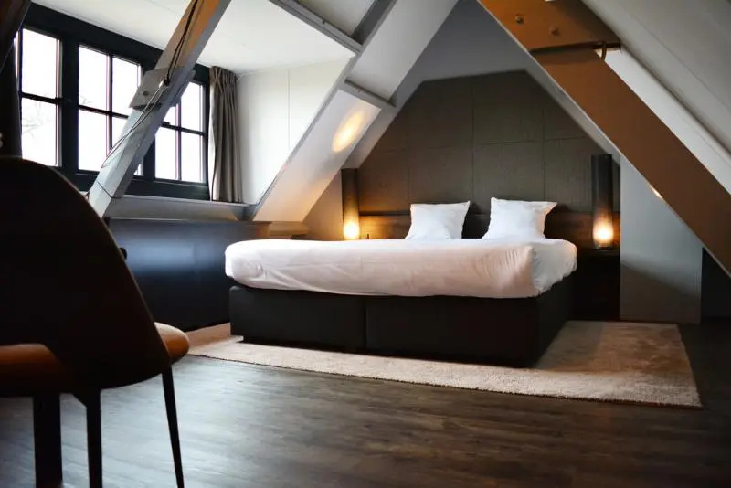 Standard Suite