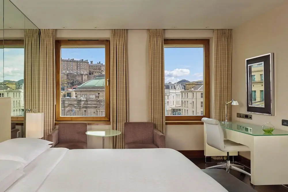 Sheraton Grand Hotel & Spa, Edinburgh - Chambres
