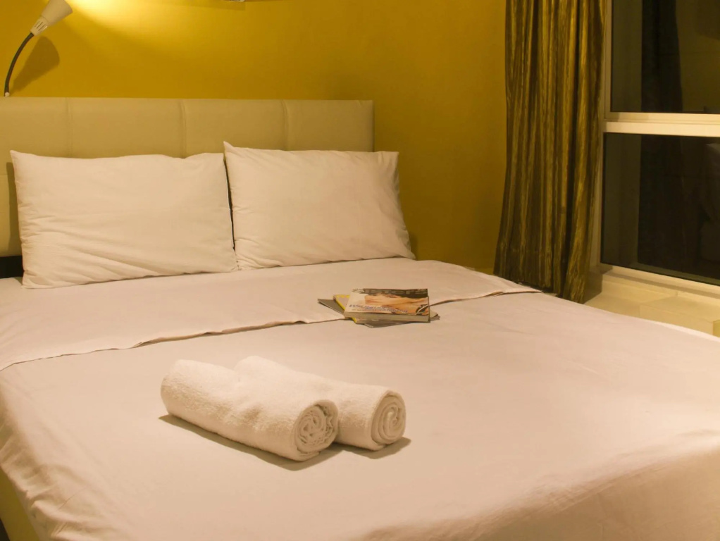 7 Star Hotel