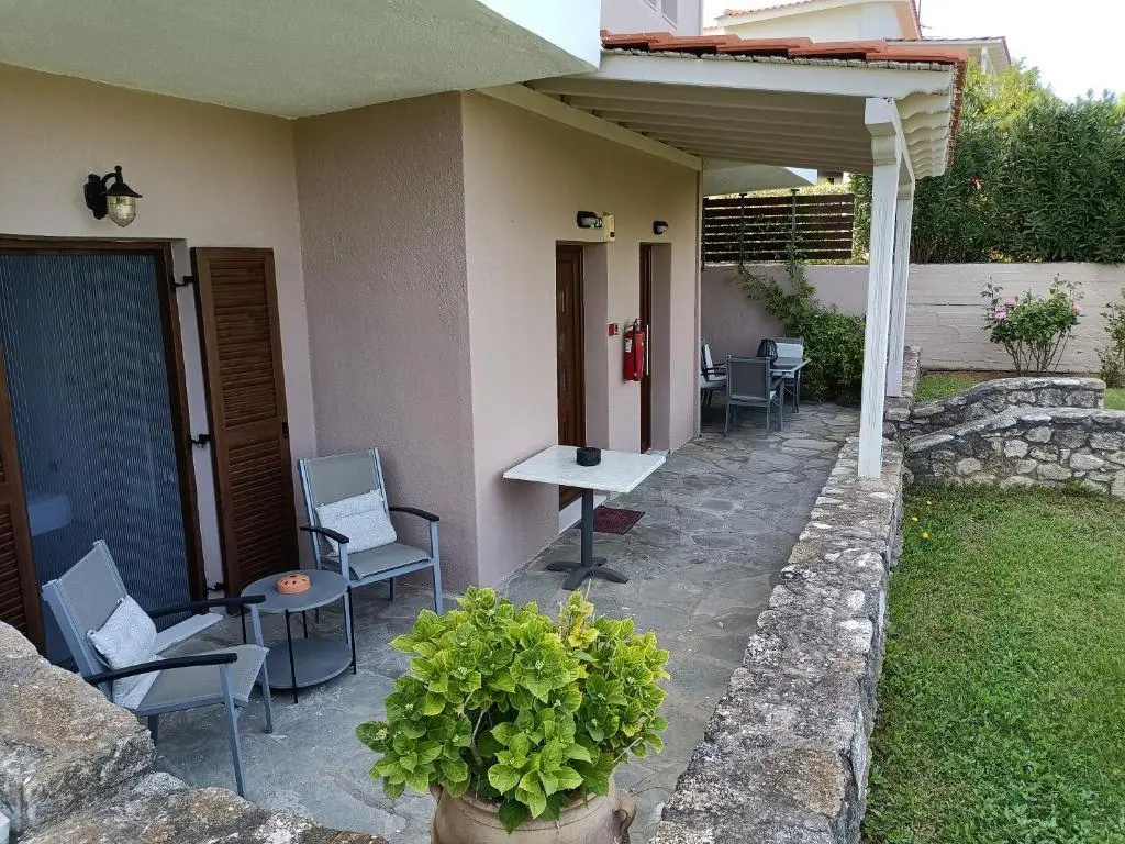 2 Bedrooms Basement Apartment