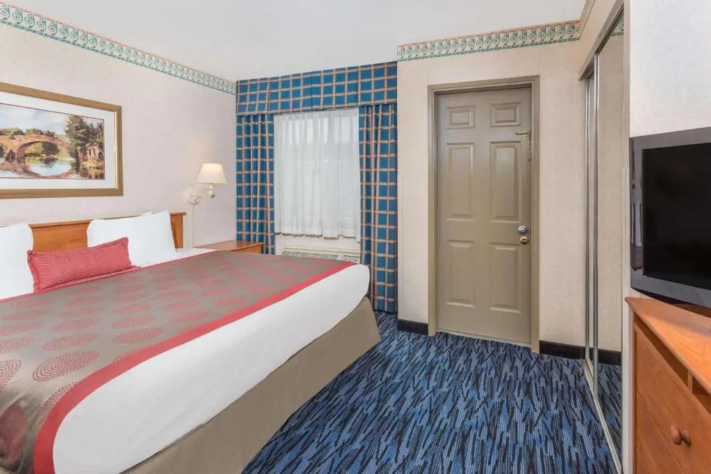 Ramada by Wyndham Kent Seattle Area - Chambres