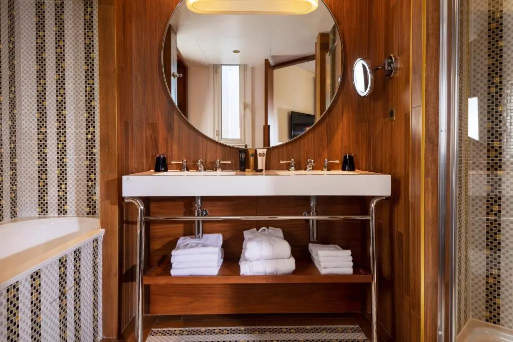 Hotel Maison FL 89