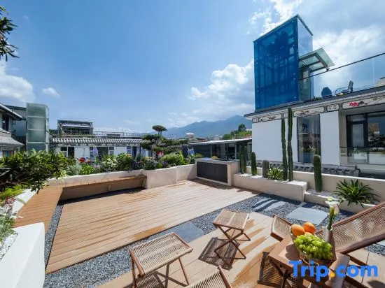 Canghai Yunyi · Vedant Mountain View Terrace Scenic Boutique Stay (Dali Ancient City South Gate)