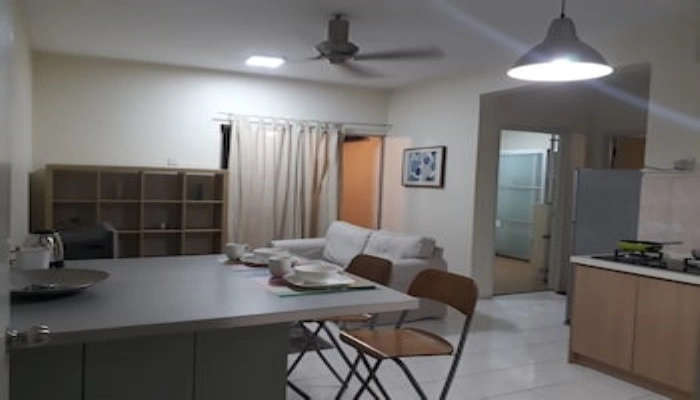 Vista Pinggiran Apartment