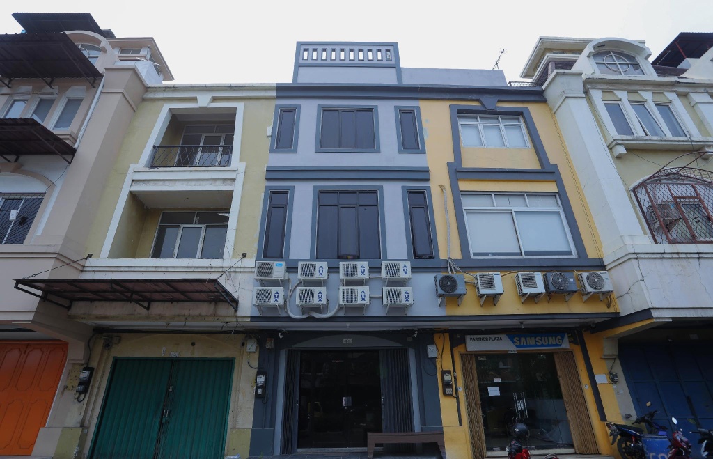 hotel ratana cengkareng