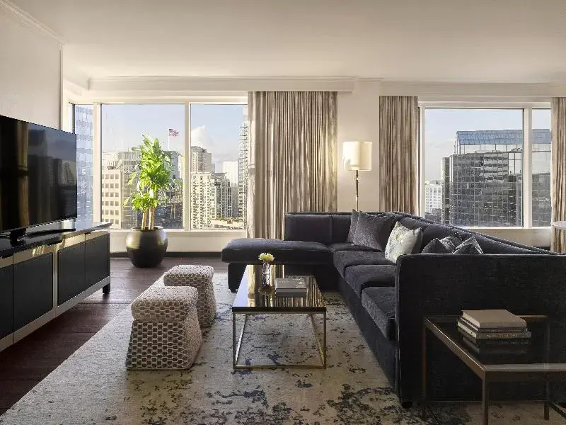 Standard Suite